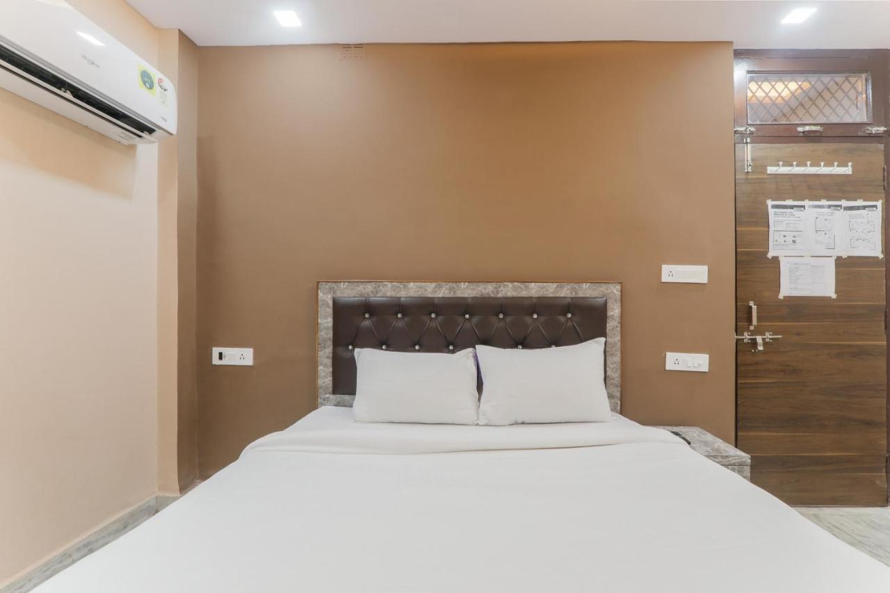 Oyo Tripureswari Guest House ปูรี ภายนอก รูปภาพ