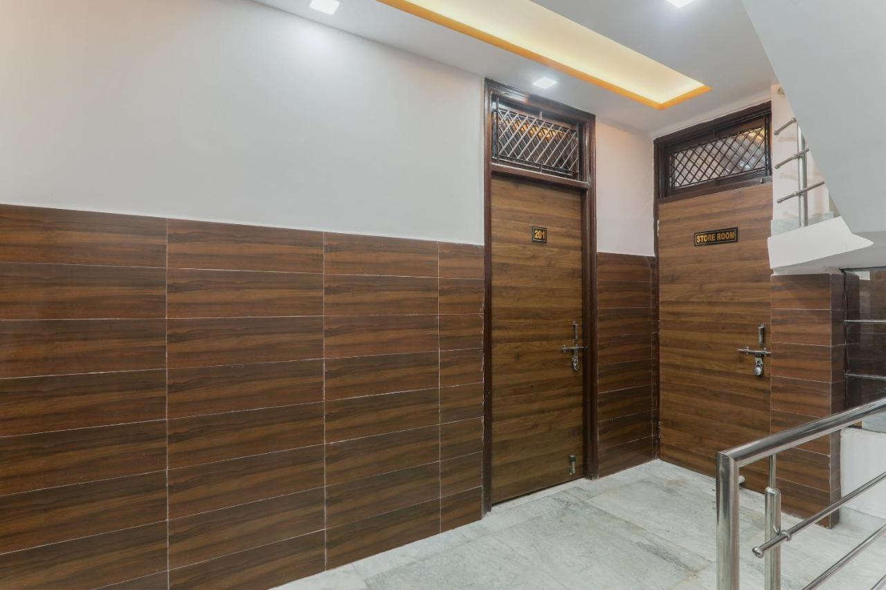 Oyo Tripureswari Guest House ปูรี ภายนอก รูปภาพ